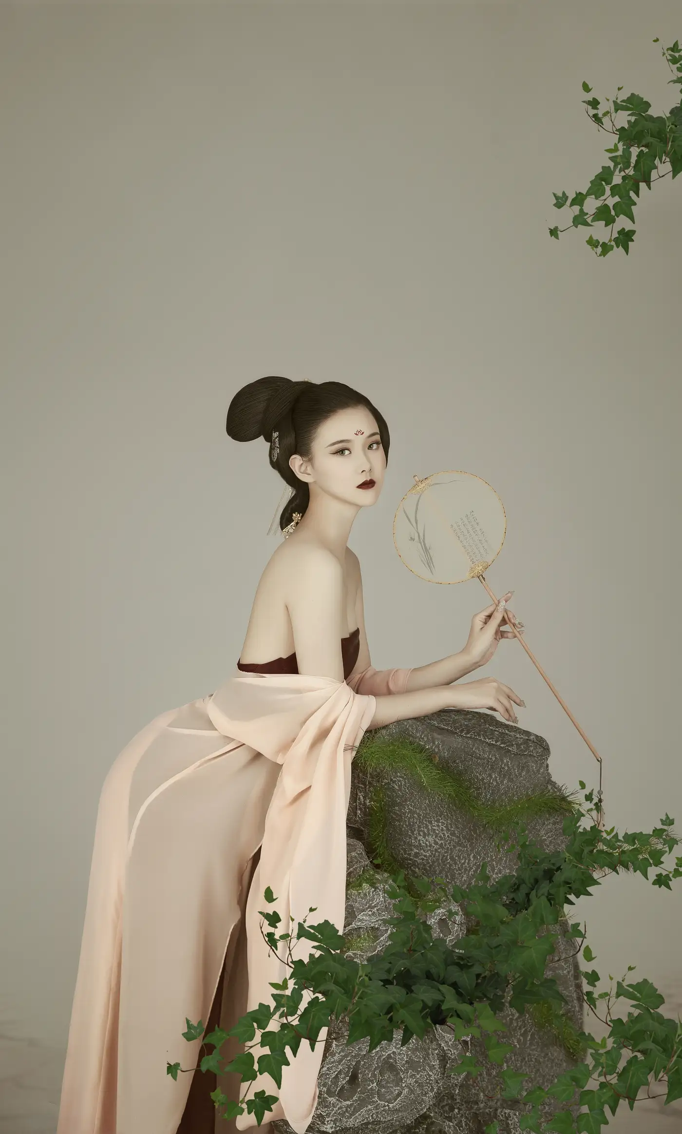 [YITUYU] 2022.02.03 Vol.746 – Folding Light Fan Xin Bao#[23P]-15